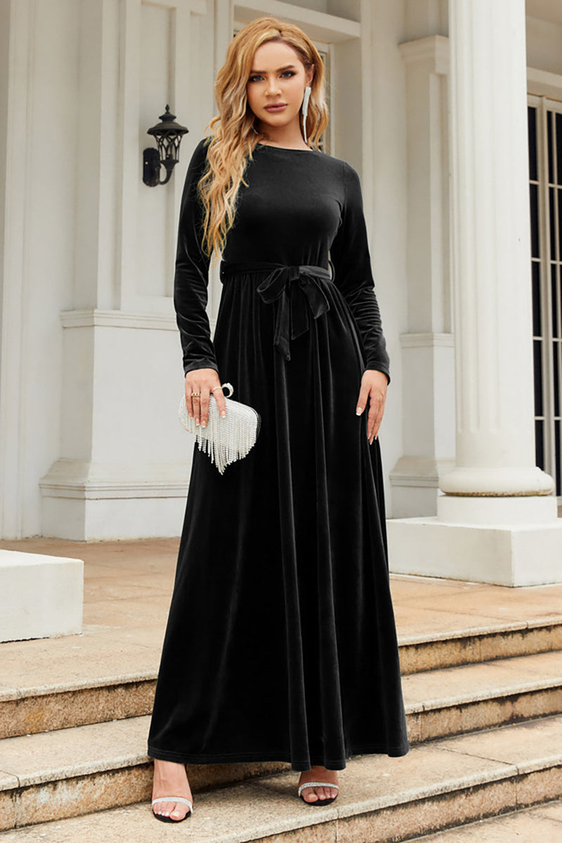 Black holiday best sale maxi dress