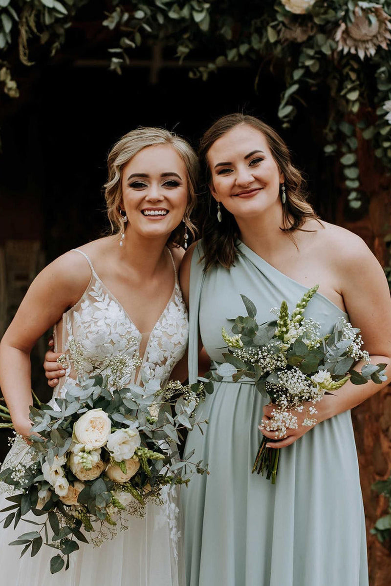 Gray green 2024 bridesmaid dresses