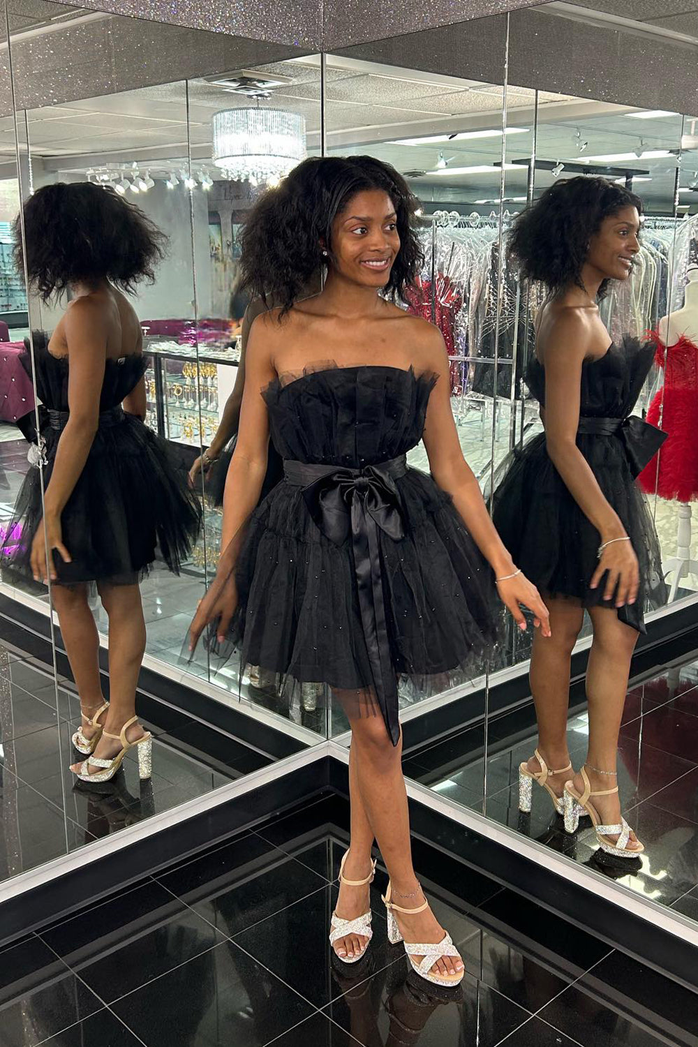 Sparkly Black A-Line Beaded Strapless Tulle Short Prom Dress with Bow