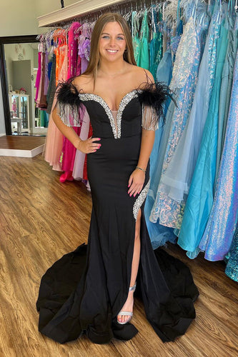 Sparkly Black Long Beaded Prom Dress with Feathers and Fringes