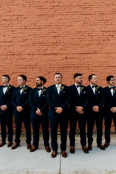 Notched Lapel Dark Navy Men's Prom Suits