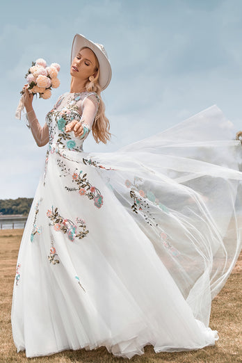 Long Sleeves Tulle Ivory Wedding Dress with Embroidery