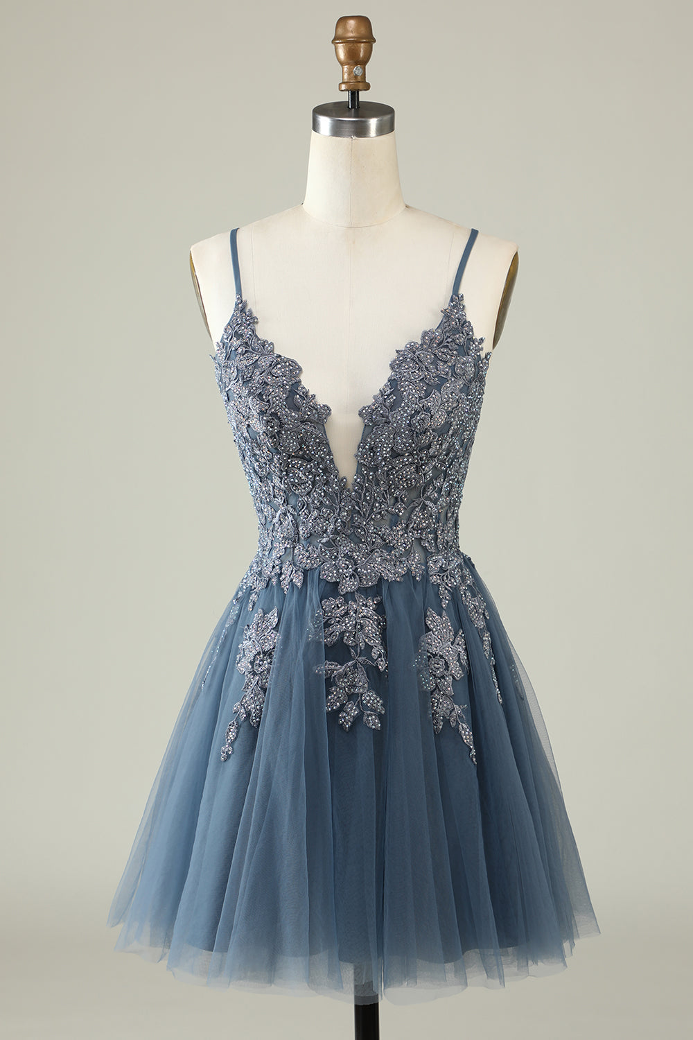 V-Neck Grey Blue Beaded Short Prom Dress with Appliques