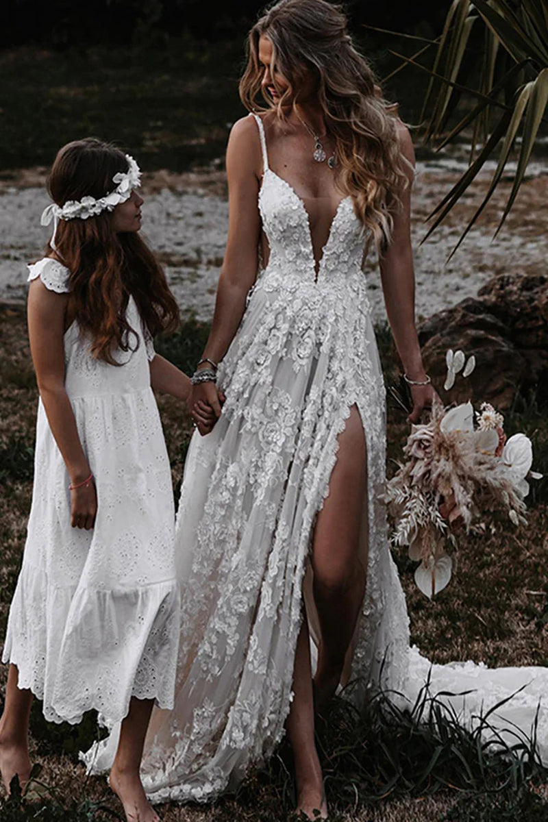 Load image into Gallery viewer, White Boho A-Line Wedding Dress with Appliques