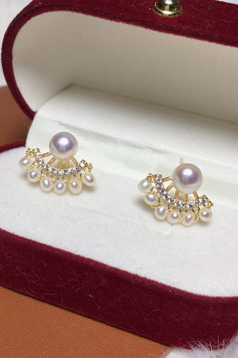 Load image into Gallery viewer, White Pearl Beaded Earrings