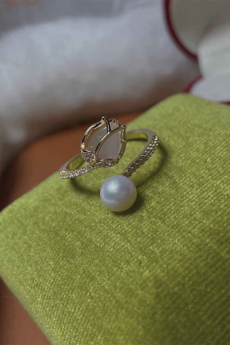 Load image into Gallery viewer, White Pearl Ring