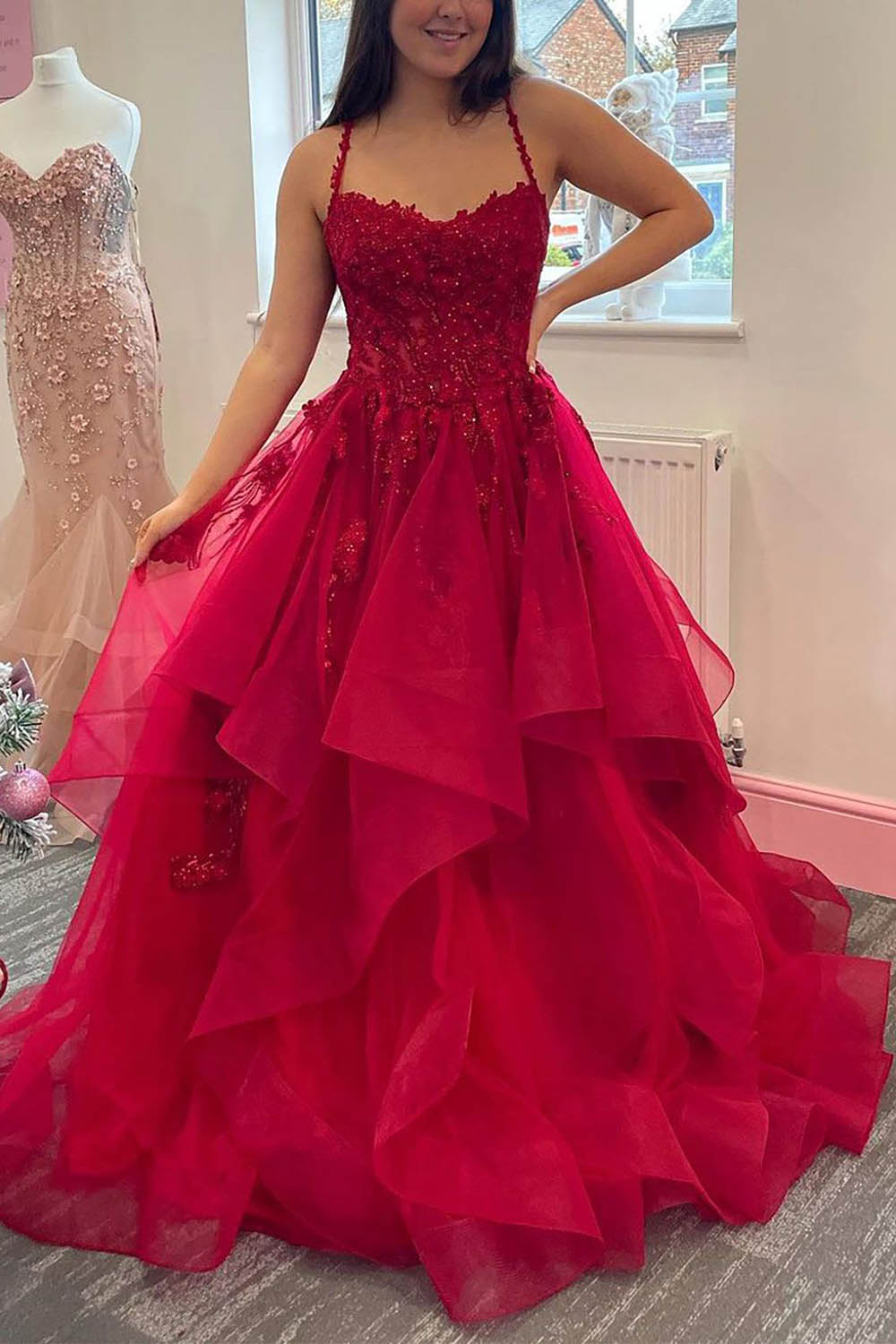 A-Line Spaghetti Straps Red Tulle Long Prom Dress with Appliques