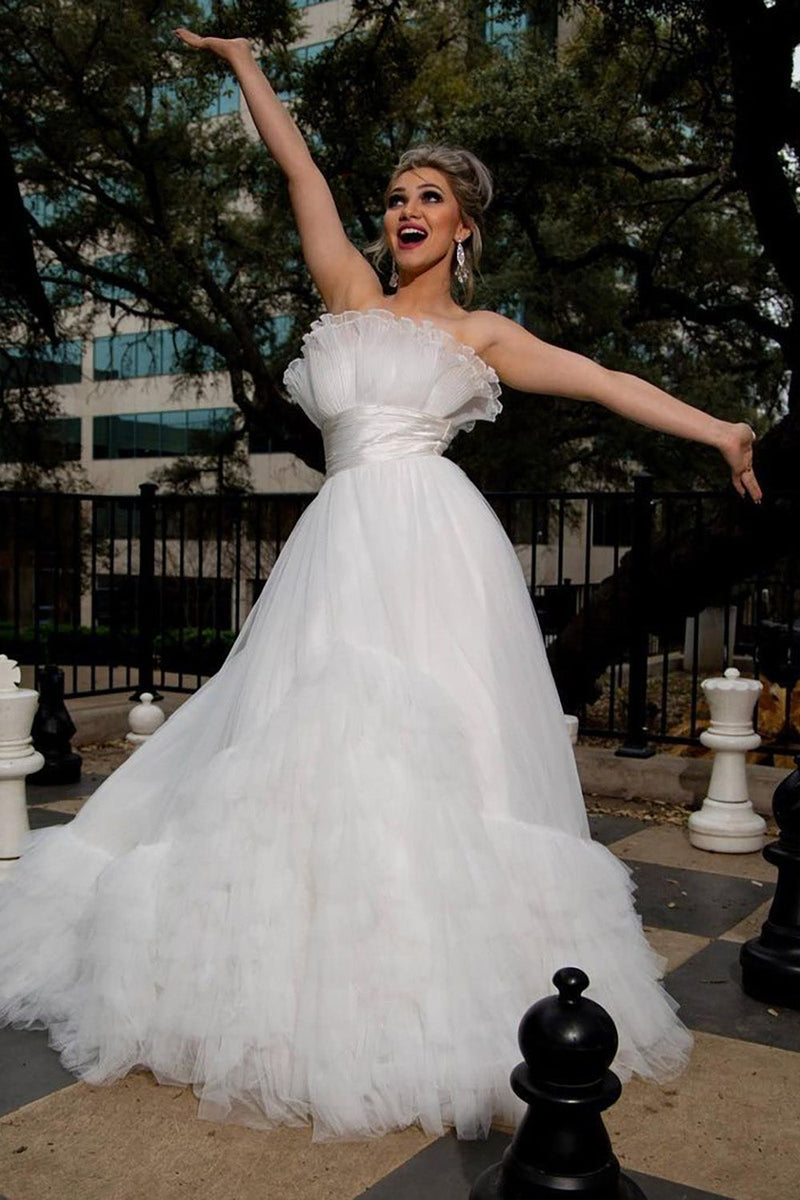 Load image into Gallery viewer, A-Line Strapless White Tulle Wedding Dress